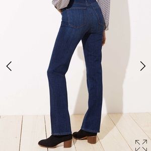 LOFT Curvy bootcut dark indigo wash jeans - 34/18